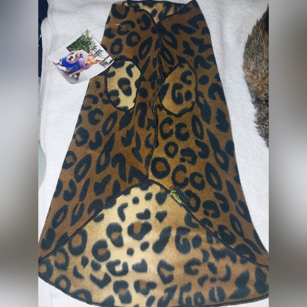 GOLDPAW Leopard Print Fleece Size Small